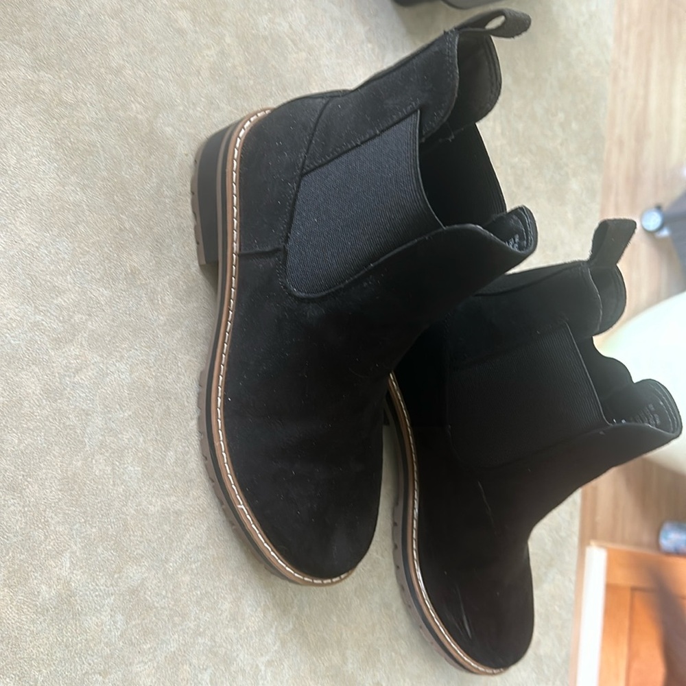 Kenzie black boots